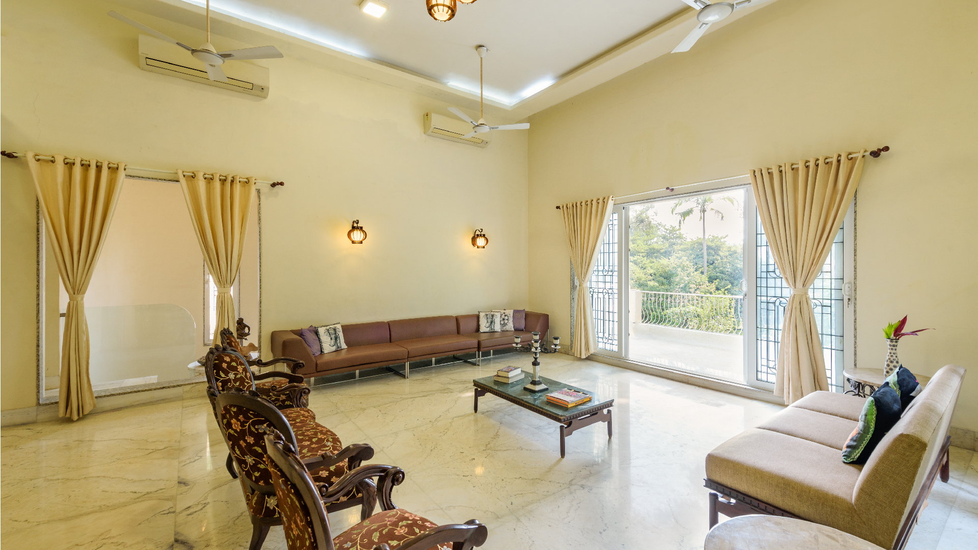 Living Room First Floor - Seating